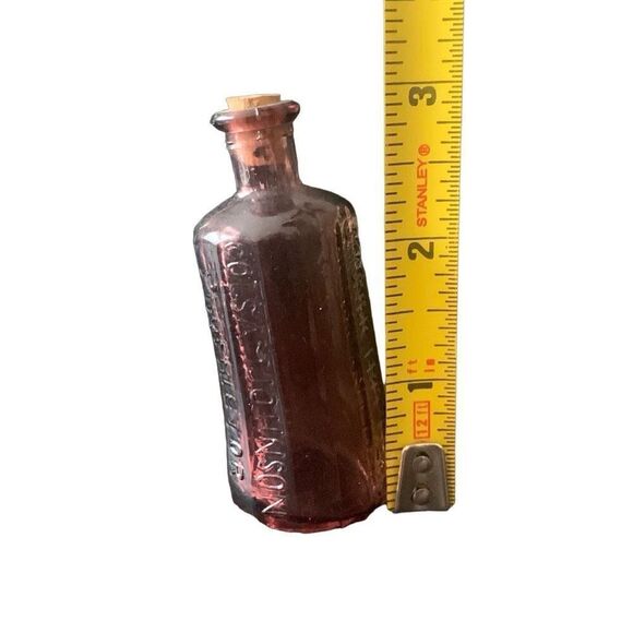 Vintage Alancasters Indian Vegetable Jaundice Bitters Minature Bottle With Cork - Picture 9 of 10